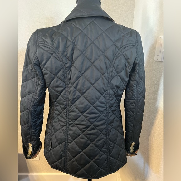 Burberry Women’s coat size XS - Picture 5 of 7